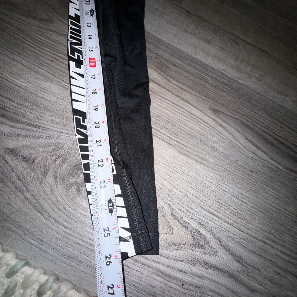 Nike Pro Set XS Black Dri-FIT Crop Top Leggings Mesh Logo Athleisure Gymwear - Picture 10 of 16
